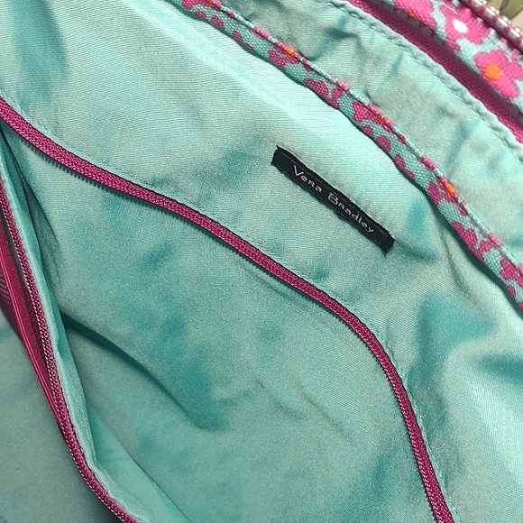 Vera Bradley Weekender Lighten Up on The Horizon Bag - Picture 12 of 16
